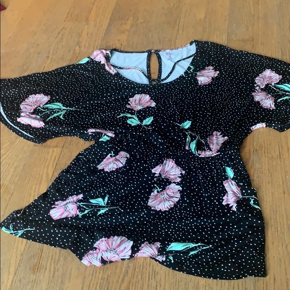 Romper - Picture 1 of 1